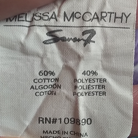 Short Sleeved, V-Neck, Light Weight Top - Picture 6 of 9